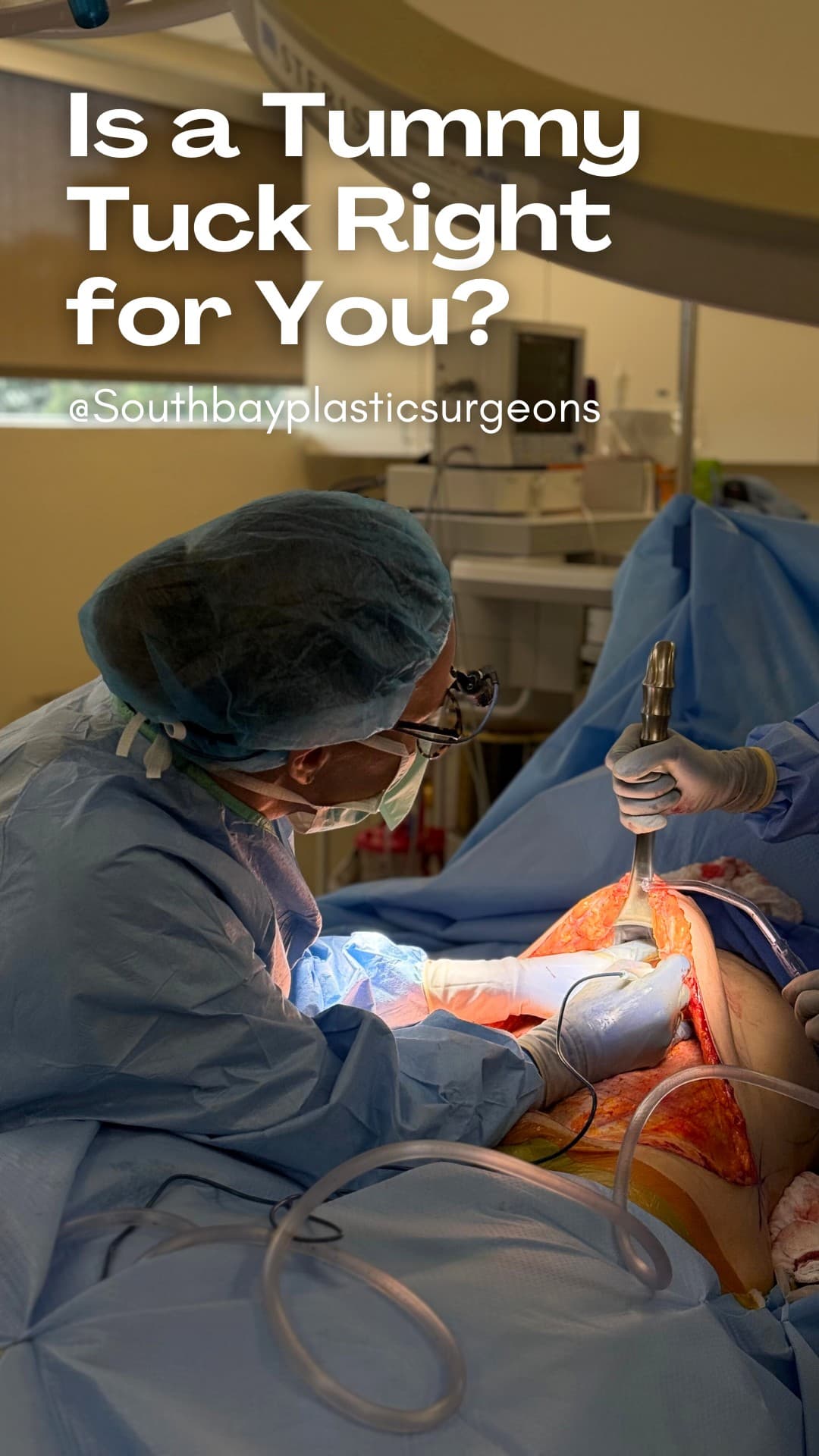 Surgeon performing tummy tuck