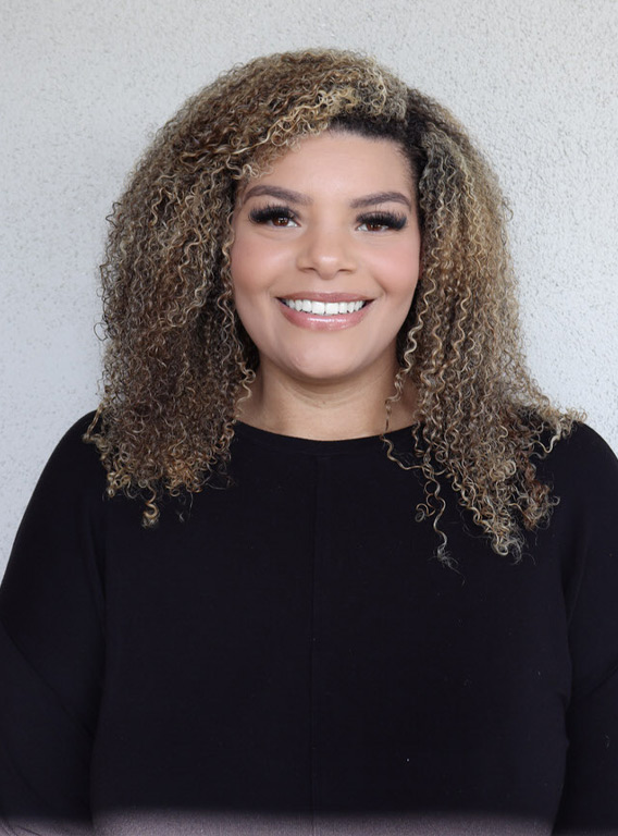 Dominique Vazquez: Front Office Manager
